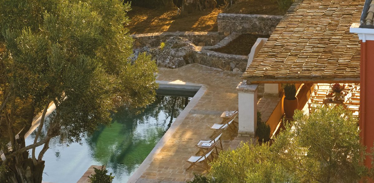 09-outdoor-terrace-private-pool-medusa-estate-corfu-imperial-grecotel